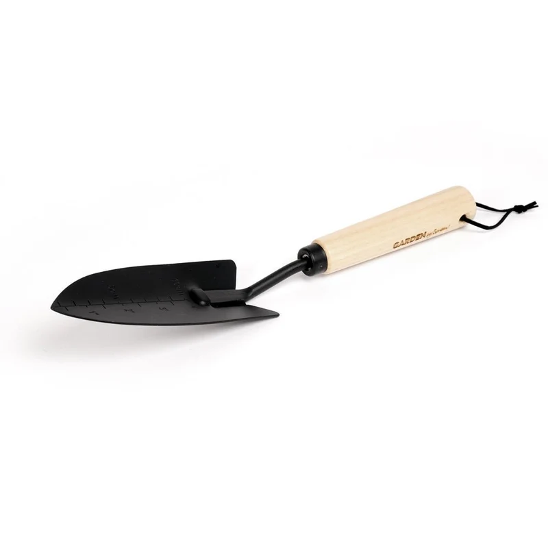 Hand tool Spade.