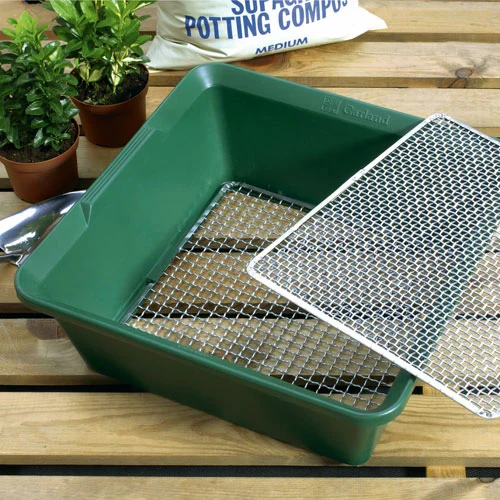 2-in-1 Compost Sieve with Interchangeable Mesh Bases for Gardening