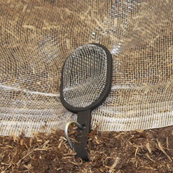 Garden Crop Cover Clips with Pegs