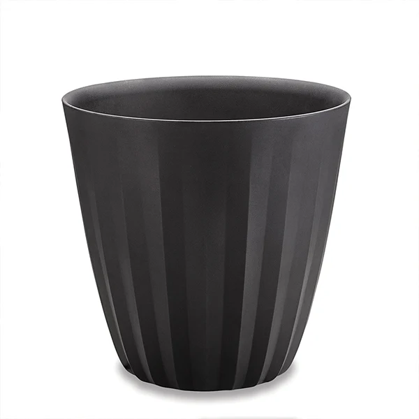 Crescent Garden Pleat Modern Planter in Caviar Black