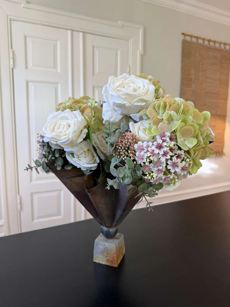 Konstgjord blomsterbukett - Nordic Ivory Bouquet