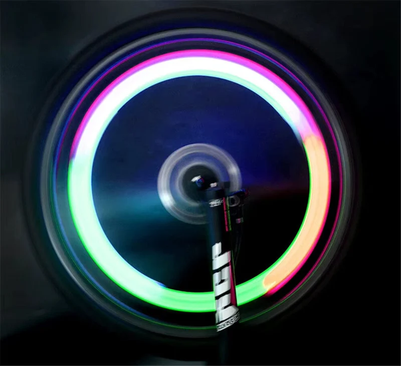 Ekerbelysning – Hot Wheel Spoke Light för Säkra och Färgstarka Cykelturer